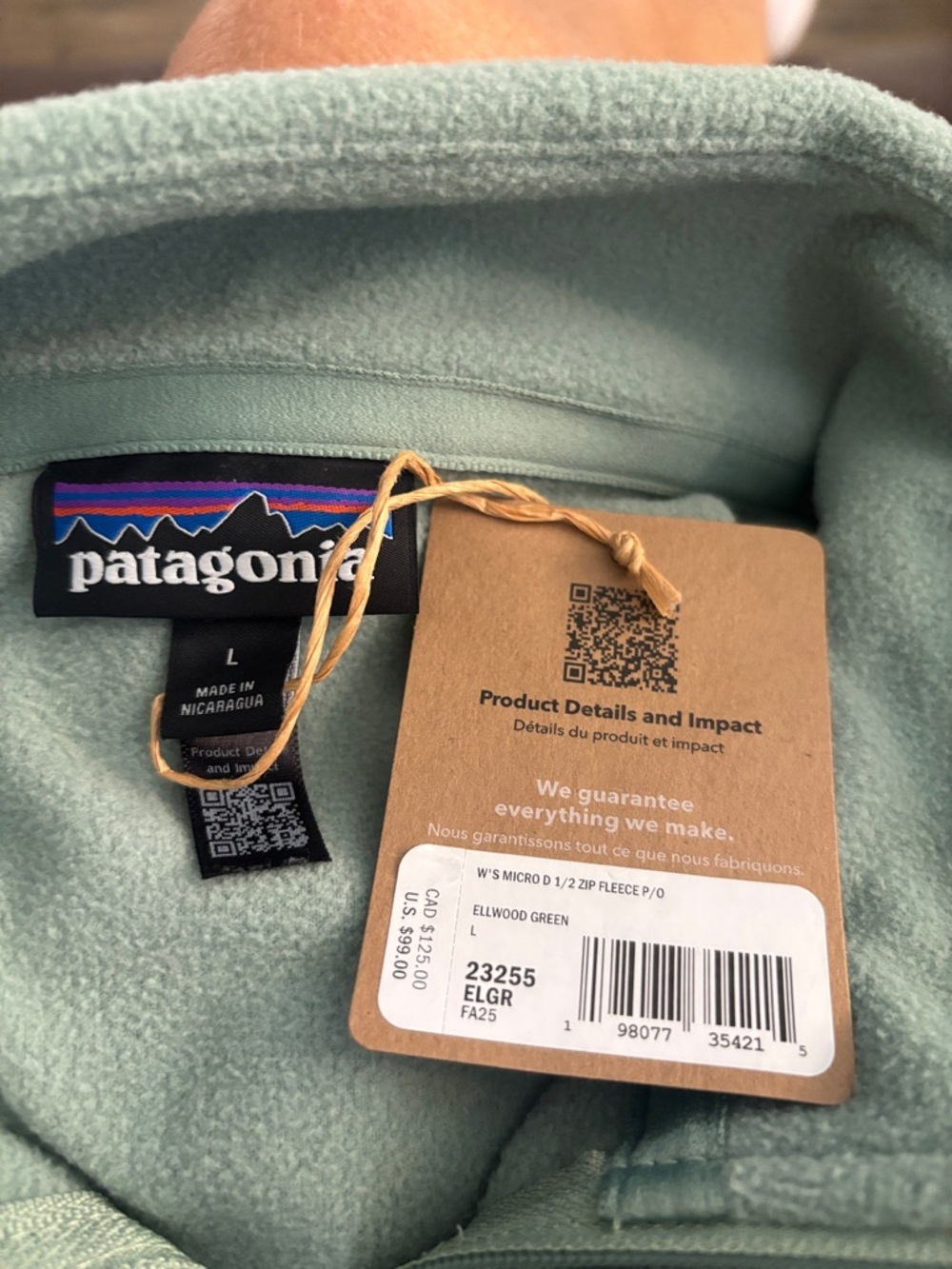 Patagonia Ahnya 1/4 Zip Pullover Large NWT Ellwood Green Micro D Fleece - Picture 4 of 4